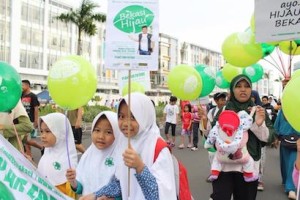 Santri Penghafal Quran Turut Kampenye Go Green