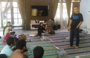 Pakar Sosmed Guru Tamu Akademi Berbagi