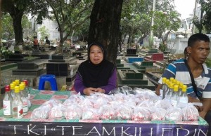 Pedagang Bunga Kagetan Raup Keuntungan hingga 1 Juta per hari
