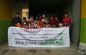 @Hom Hotel Tambun Bagikan 1000 Tajil Gratis