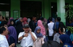 Pendaftara Ditutup, Orang Tua Siswa Masih Berdatangan
