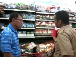 Sidak Makanan, Ini Komentar Warga Bekasi