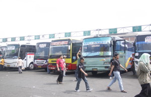 Kadishub ‘Membersihkan’ Jl. Ir Juanda