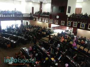 Rapat Sidang Paripurna Istimewa DPRD Diawali Menyimak Pidato Presiden Jokowi