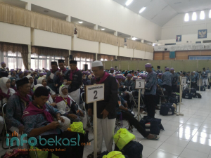 444 Jamaah Haji Perdana Tiba di Bekasi