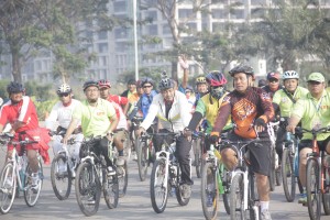 Meriahkan HUT RI Ke 70, Warga Teluk Pucung Gelar Pesta Rakyat