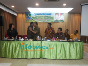 Punya Keluhan Seputar Bekasi? Kini Wawali Punya Layanan SMS Center