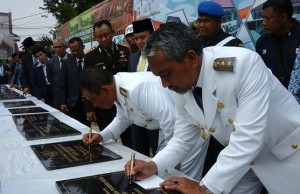 Wali Kota Bekasi Hadiri Acara Peresmian Pembangunan Infrastruktur Kota Bekasi