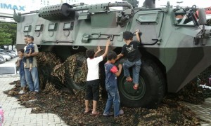 Tajimalela 202, Stand Peralatan Perang TNI AD di Bekasi Expo