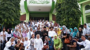 Kata Siapa Beda Agama Itu Harus “Bermusuhan”?