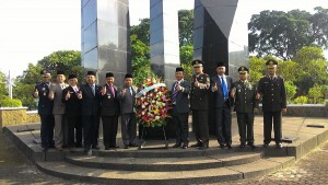Jelang Hut Kota Bekasi, Aparatur Pemerintah Kota Bekasi Lakukan Ziarah ke TMP Bulak Kapal