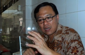 Stok Obat RSUD Menipis, Ronny Hermawan : Ganti Aja Supplier-nya