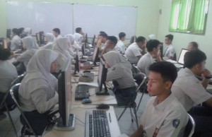 Wah, Ini Bedanya Ujian Nasional Berbasis Komputer Tahun 2016 Kata Kadisdik