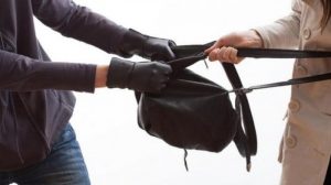 Kronologi Jambret Gasak Tas Berisi Uang dan Emas di Dasbor Motor Milik Warga Wisma Asri