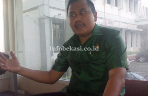 Solihin : Ketua KNPI Harus “Gila”