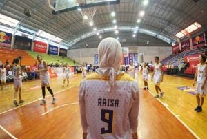 Raisa Membuat Petisi Penghapusan Larangan Berhijab di Kompetisi Basket