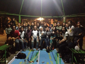 Komunitas Teman Ngopi Peringati Kemerdekaan dengan Akustik dan Puisi