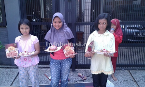 Perkenalkan Makanan Khas Bekasi, Warga Rawalumbu Buat Lomba Hias Kue Unik
