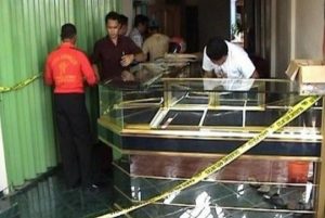 Ketahuan Hendak Bobol Toko Mas di Pasar Baru Kranji, Dua Pelaku Ditangkap