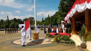 50 Siswa SMP Negeri 1 Bekasi Jadi PS HUT RI di Istana Negara