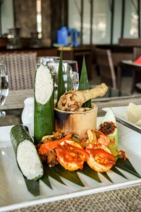 Nasi Bakar Bambu Runcing Sajian Utama di Bulan Kemerdekaan