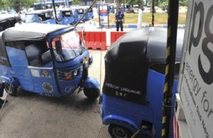 Tukang Ojek : Bajaj Masuk Bekasi Buat Apa?