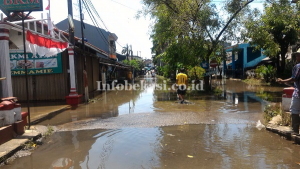 Banjir Tak Kunjung Surut, Warga Pertanyakan Fungsi Folder Air Pengasinan