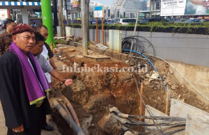 Pemkot Bekasi Hentikan Sementara Pekerjaan Pedestrian Jalan di Ahmad Yani