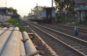 Tak Mendengar Peringatan Ibu, Pemuda Ini Tewas Tertabrak Kereta