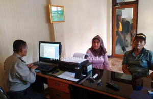 Berboncengan dengan Putrinya Sepulang Berbelanja, Ibu Ini Dijambret di Tengah Jalan