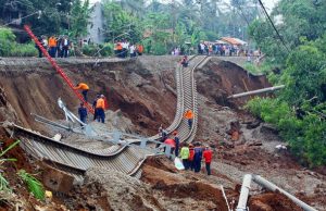 Atmosfer Labil di Indonesia, Masyarakat Diimbau untuk Berhati-Hati