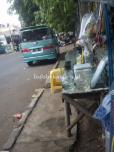 Jalan KH. Agus Salim Kembali Dipenuhi Para PKL⁠⁠⁠⁠