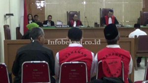 Sembilan Belas Tersangka Kasus Vaksin Palsu Jalani Sidang Perdana