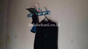 Misteriusnya Baju Panjang Hitam “PENGANTIN” Milik Terduga Teroris