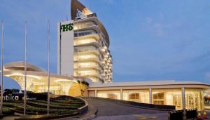 Wah, Hotel Santika Harapan Indah Gelar Pesta Tahun Baru!