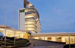 Wah, Hotel Santika Harapan Indah Gelar Pesta Tahun Baru!