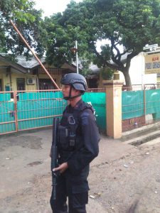 Densus 88 Gerebek Rumah Teroris di Bintara Jaya