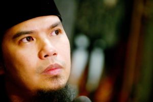 Usai Tonton Lagu IMAN Ahmad Dhani di Media Sosial, Netizen Ini Minta Maaf