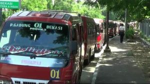 Tolak Keberadaan Transjakarta, Puluhan Supir K01 Mogok Beroperasi