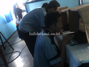 Hemat Kertas, Pemilihan Ketua OSIS SMKN 1 Bekasi Dilakukan Secara Online