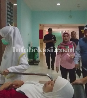 Ibu Sumarni, pengidap kanker yang diantar langsung Rahmat Effendi ke RSUD Bekasi 1
