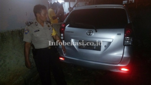 Mobil Pelaku Tabrak Lari Ditemukan di Kampung Mede