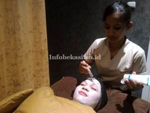 Oxy Facial, Sensasi Semprotan Serum Oksigen ke Dalam Kulit Wajah