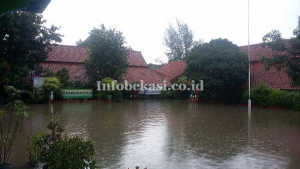 Banjir, SDSN Margahayu 13 Bekasi Liburkan Siswanya
