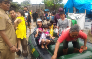 Harapan Mulya Banjir 1,5 Meter , 110 Kepala Keluarga Dievakuasi