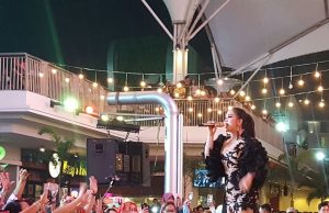 Pakai Gaun ‘Bunga-bunga Manja’ Syahrini Tampil Memukau