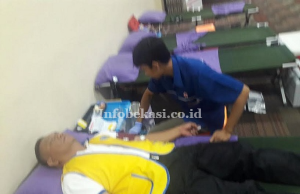 Peduli Sesama, Warga Pintu Air Margamulya Sumbang Darah