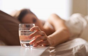 Ingin Sehat? Banyak Minum Saat Pagi Hari