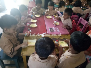 Puluhan Siswa PAUD Bunga Tanjung, Ikuti Pelatihan Isi Roti