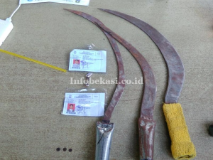Selesai UNBK, Para Siswa SMK Tunas Teknologi Tambun Tawuran